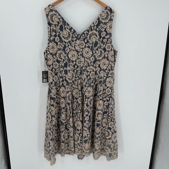 Vince Camuto Sleeveless Lace Overlay Fit & Flare Midi Dress Blue Beige Plus 22W - Picture 4 of 10